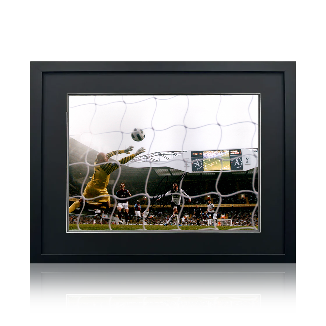 Photo Encadrée Signée Bobby Smith Tottenham Hotspur – Autographe 1962, Certification Privée – UK