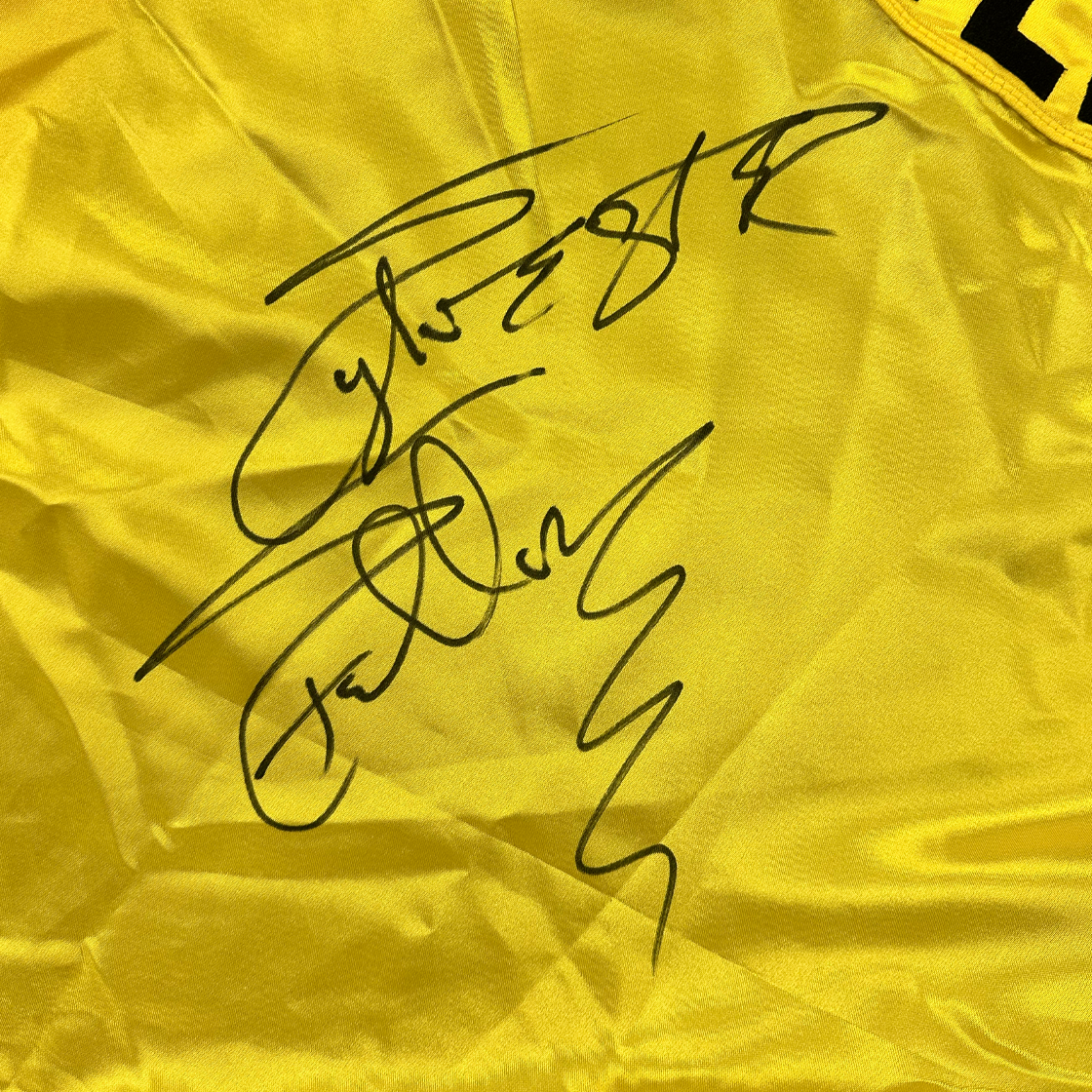 Sylvester Stallone Signed Rocky 3 Robe Authentics) The Fan