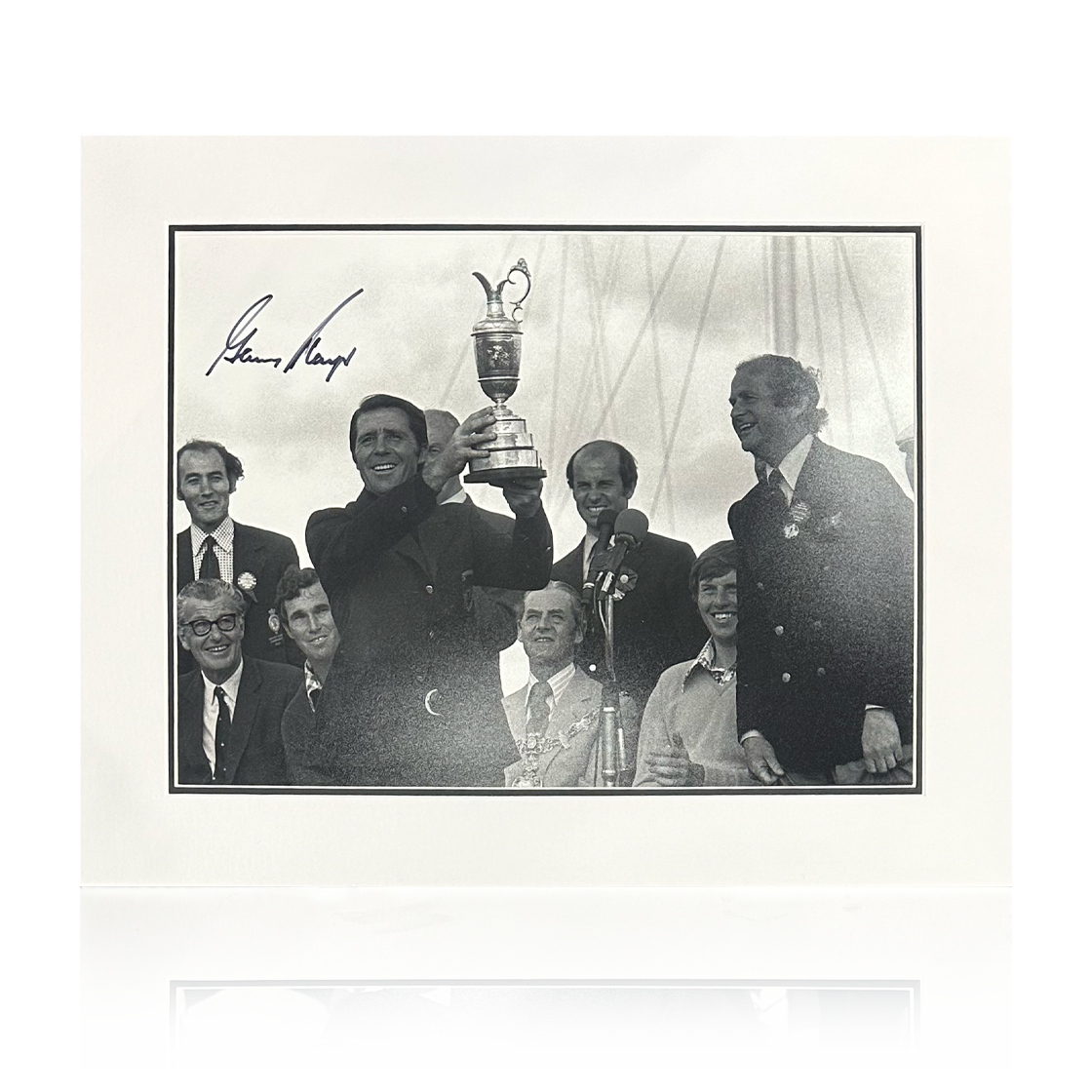 Gary Player Signed 16x12 Image Deluxe Mount
