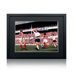 Alan Gilzean Signed Tottenham Hotspur 16x12 Image Compact Frame