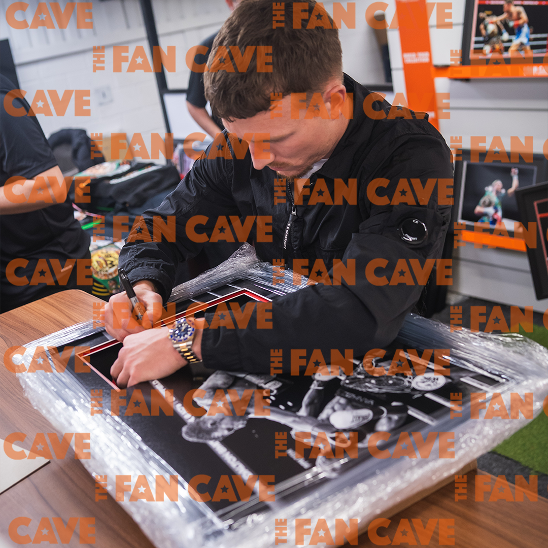 Dalton Smith Signed Glove Iconic Frame