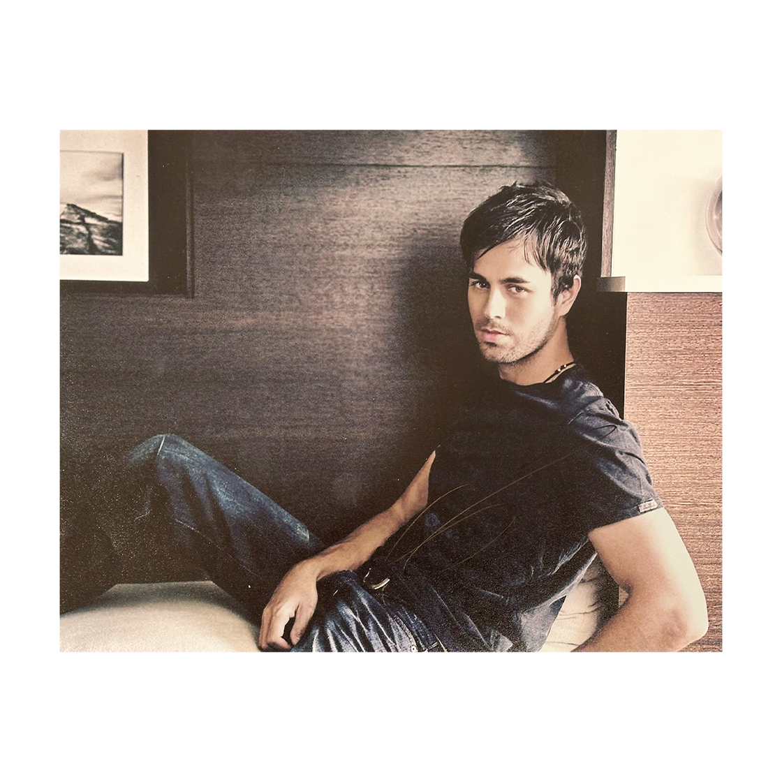 Enrique Iglesias Signed 10x8 Image