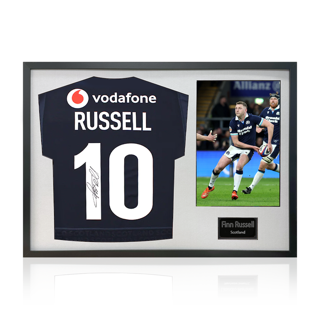 Finn Russell Signed Scotland 2025 Shirt Classic Frame