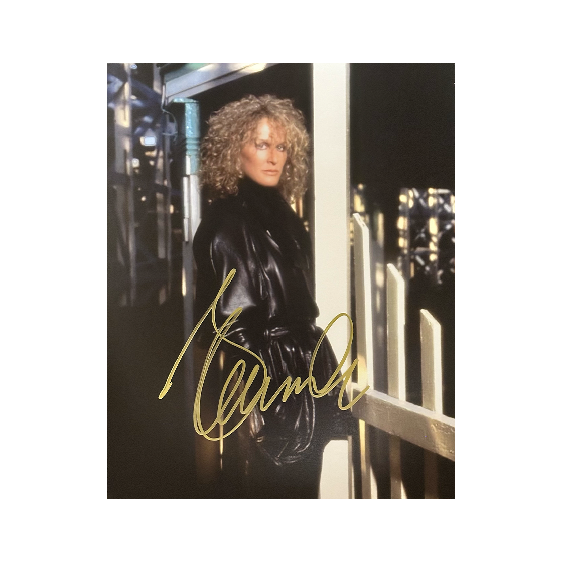 Glenn Close Signed Fatal Attraction 10x8 Image 1