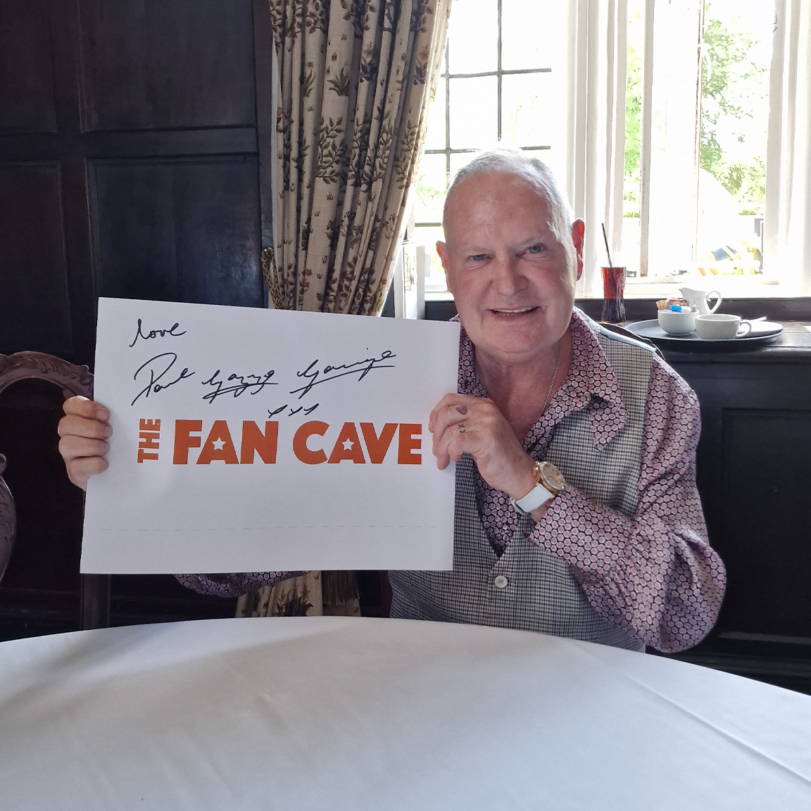 96 Ico Weekly Auction: Paul Gascoigne Signed
