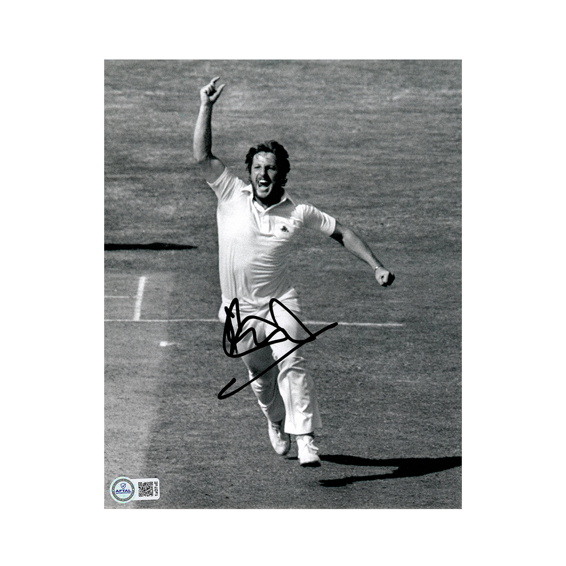 Ian Botham Signed 10x8 Photo