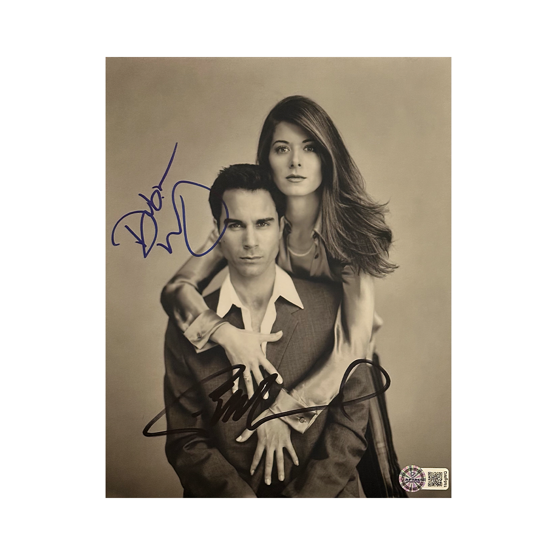 Debra Messing & Eric McCormack Signed 10x8 Image 2 (AFTAL Authenticated)