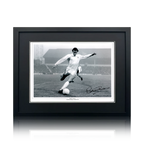 Martin Chivers Signed Tottenham Hotspur 16x12 Photo Deluxe Mount Frame