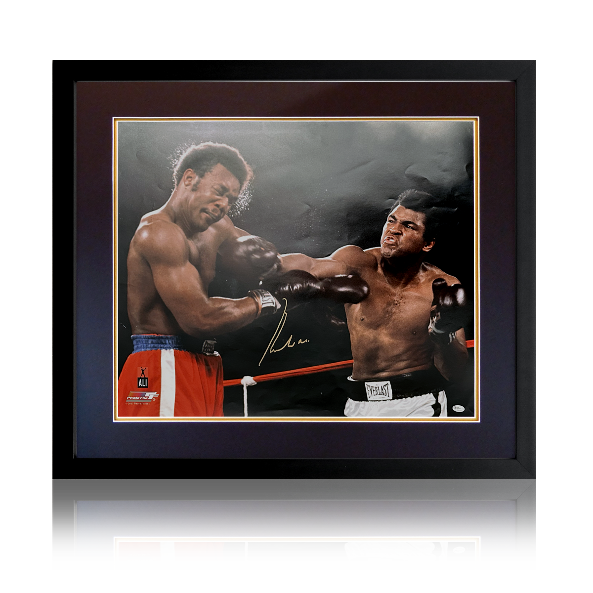 Muhammad Ali Signed Rumble in the Jungle Display (Online Authentics)