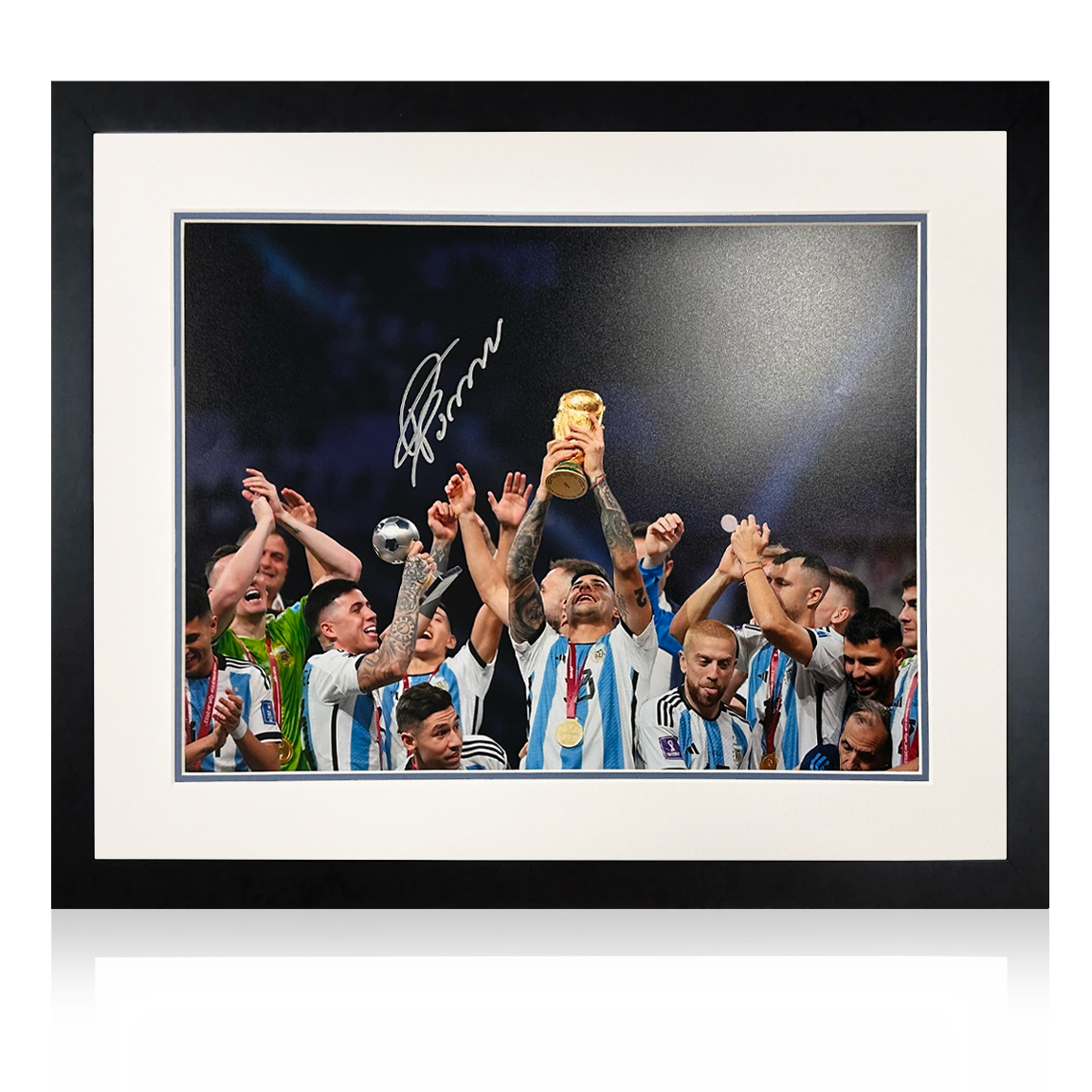 Cristian Romero Signed Argentina Deluxe Mount Frame