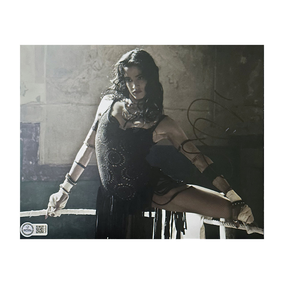 Sofia Boutella Signed StreetDance 2 10x8 Image (AFTAL Authenticated)