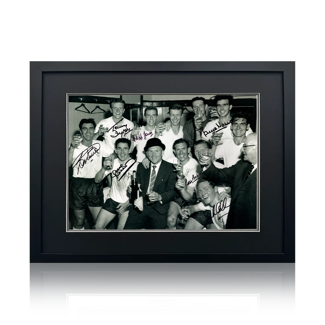 Tottenham Hotspur 1961 Squad Signed By 7 Image 3 Compact Frame