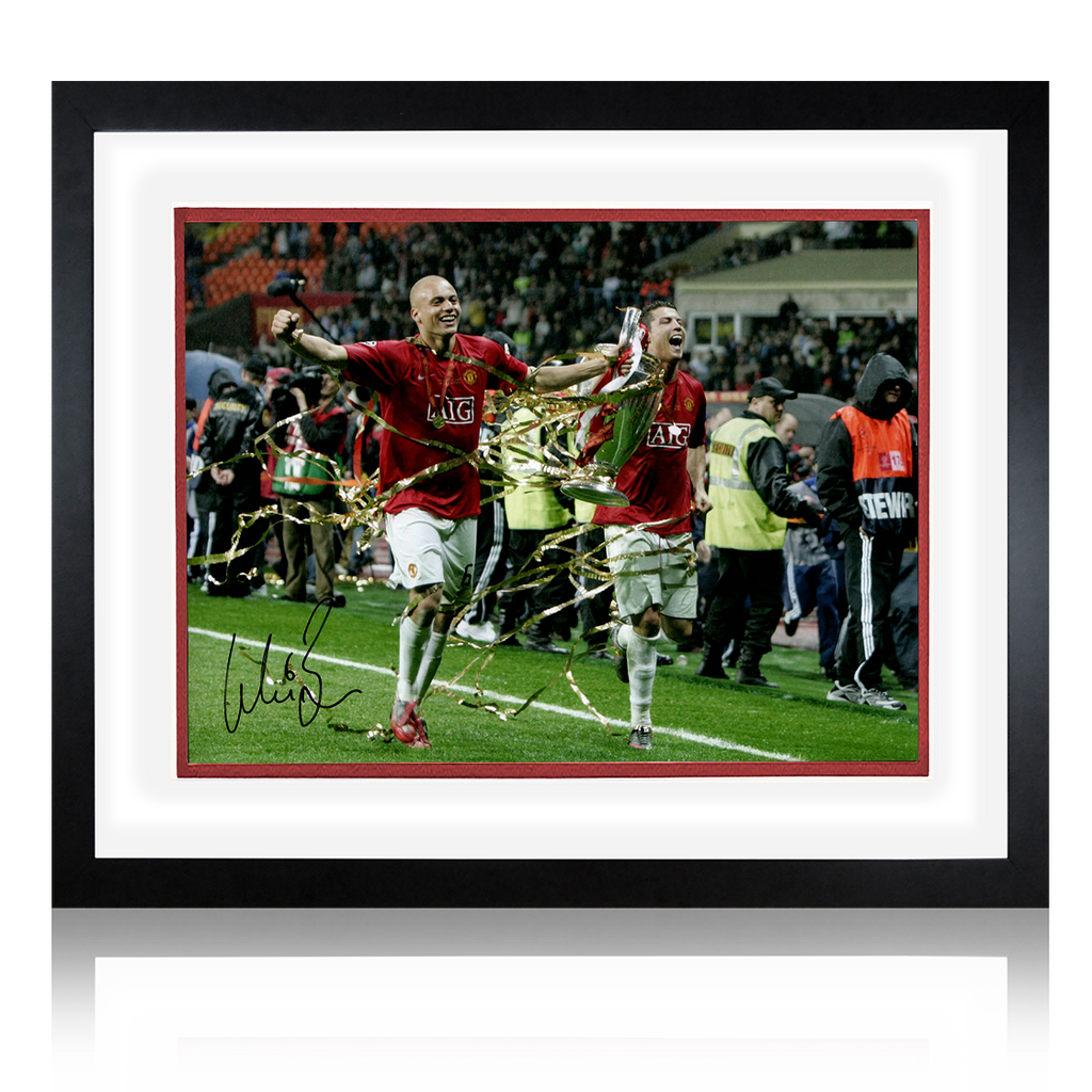 Wes Brown Signed Manchester United Image Deluxe Mount Frame