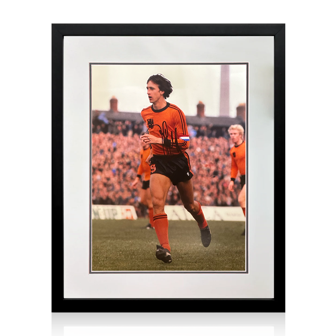 Johan Cruyff Signed Netherlands Photo Deluxe Mount Frame (AFTAL Authentication)
