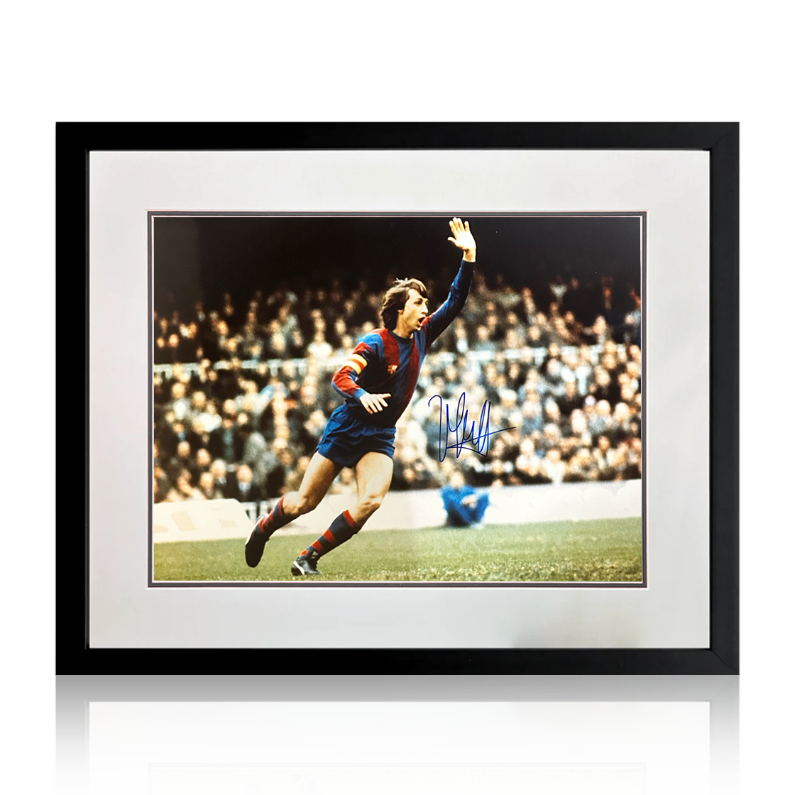 Johan Cruyff Signed FC Barcelona Photo Deluxe Mount Frame (AFTAL Authentication)