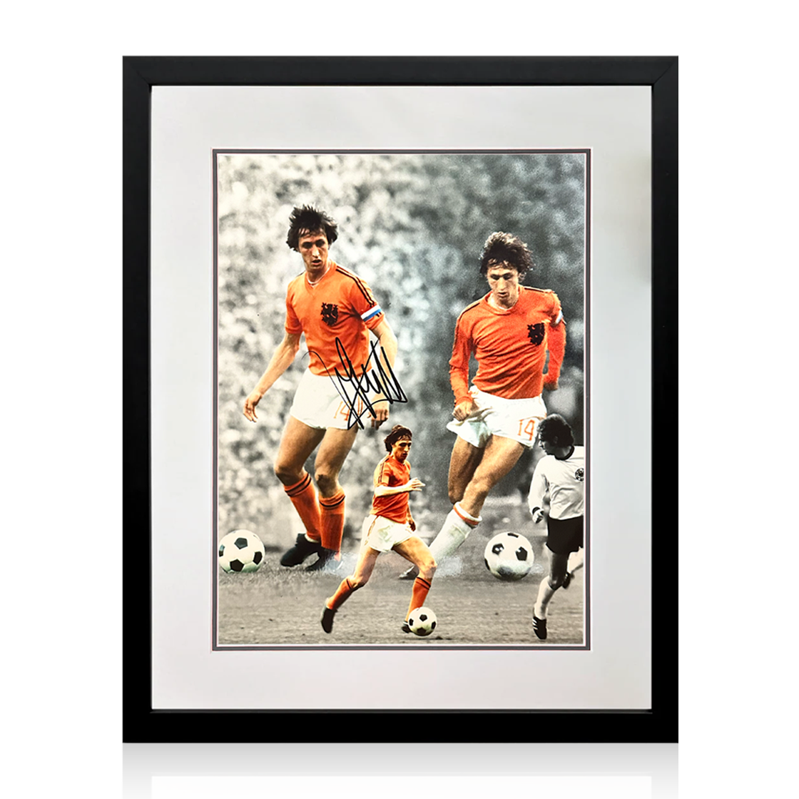Johan Cruyff Signed Netherlands Photo Deluxe Mount Frame (AFTAL Authentication)