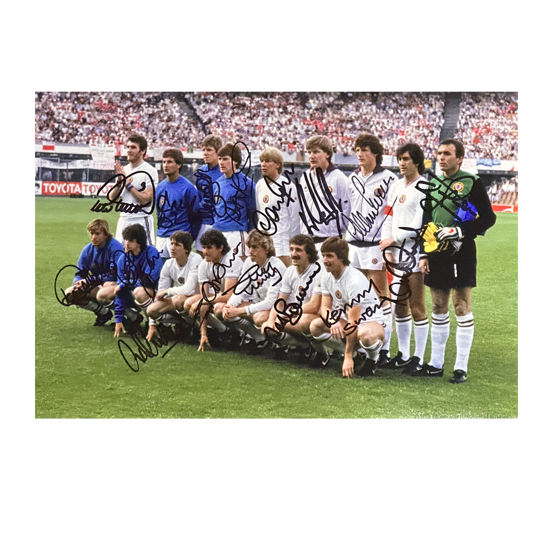 Aston Villa Squad Signed (signed by 16) 1982 European Cup Final Image 12x8