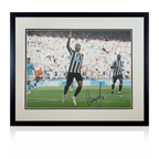 Callum Wilson Signed Framed Newcastle United Deluxe Mount Frame