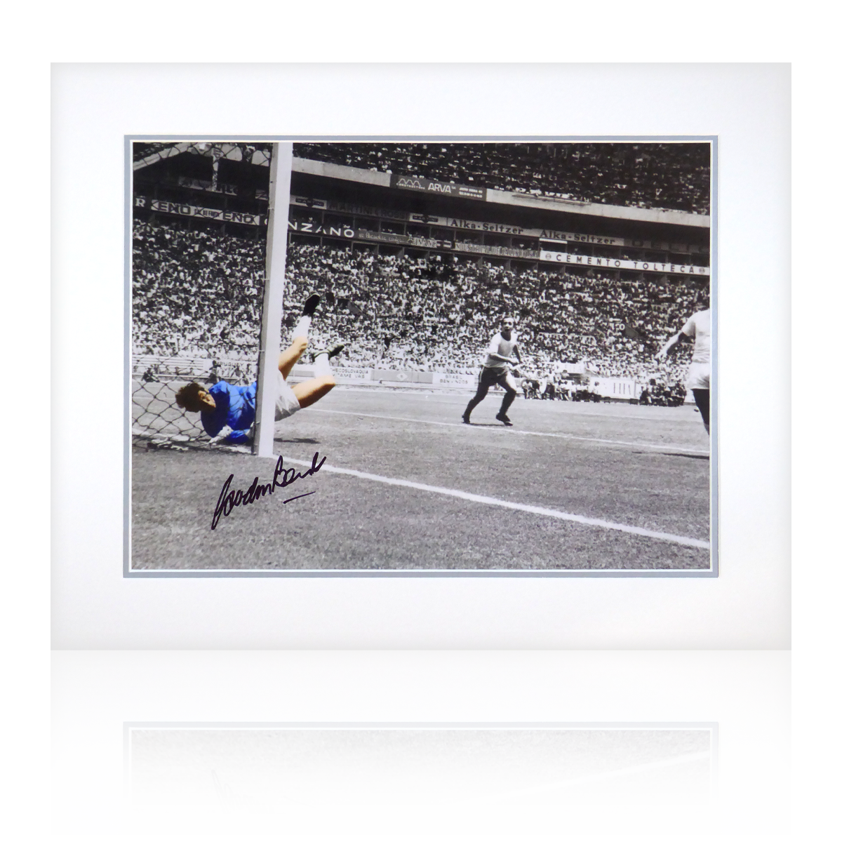 Gordon Banks Signed Greatest Save Display
