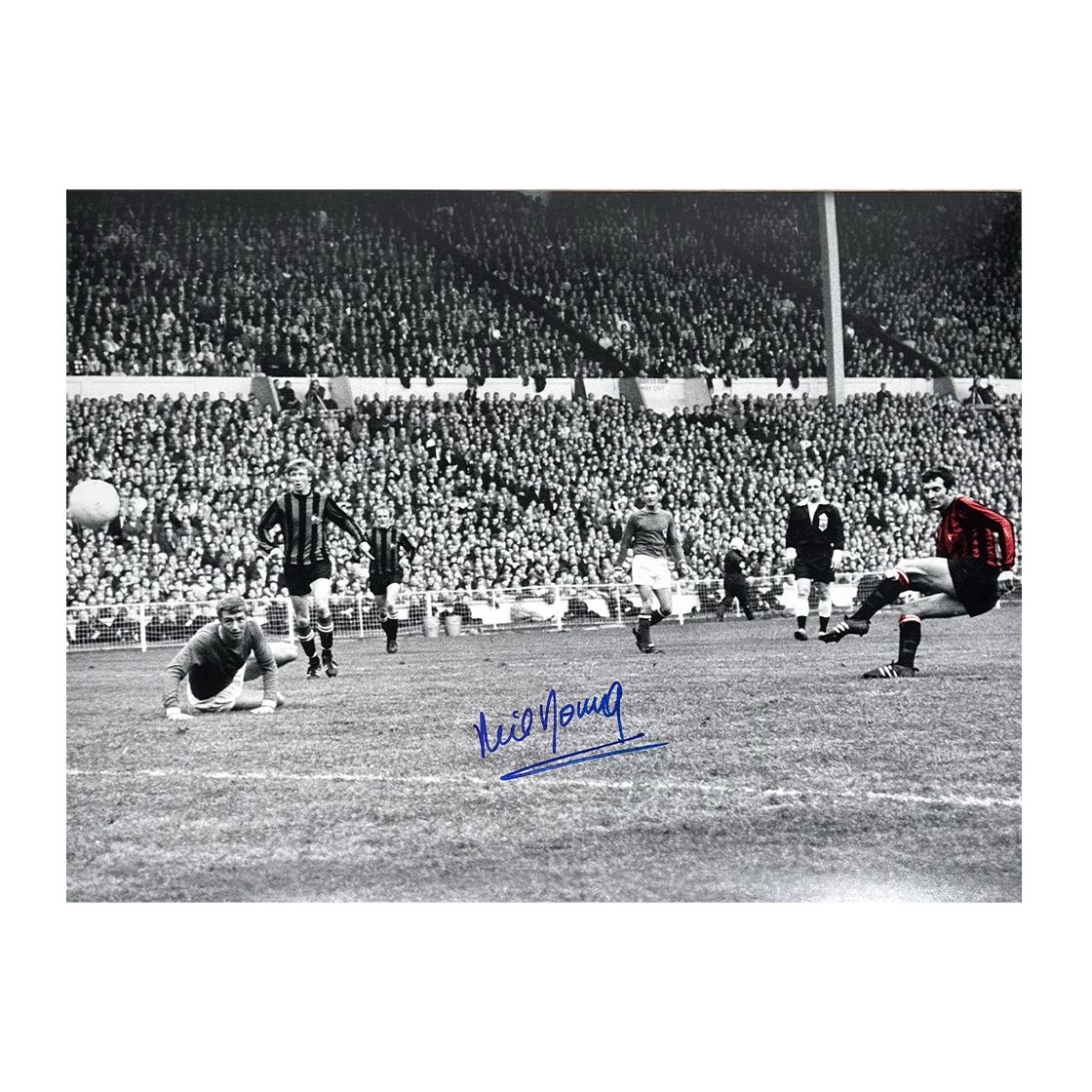 Neil Young Signed Manchester City 16x12 #1