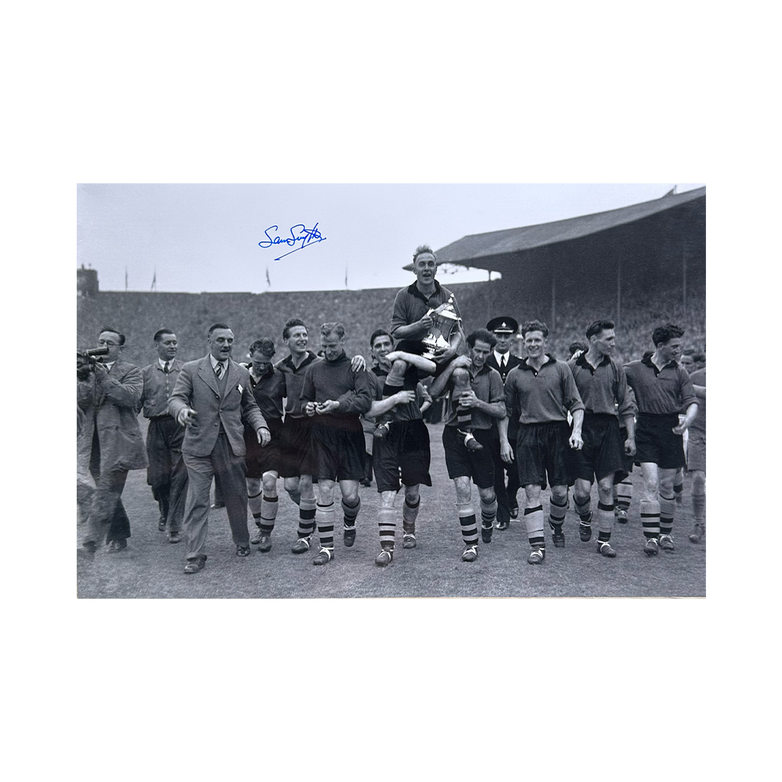 Sammy Smyth Signed Wolverhampton Wanderers 12x8 #2